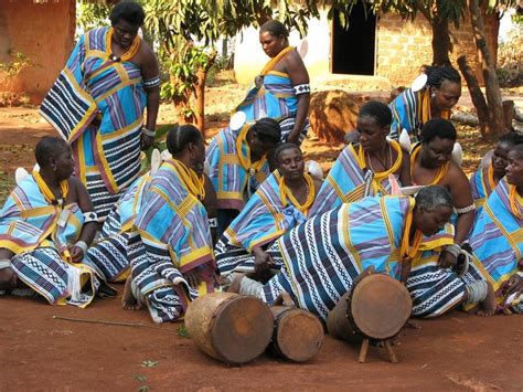 An Introduction To South African Traditional Dress | South african ...