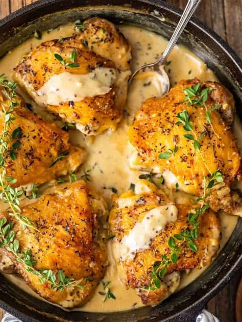 Chicken Dijon with White Wine - Easy Chicken Recipes