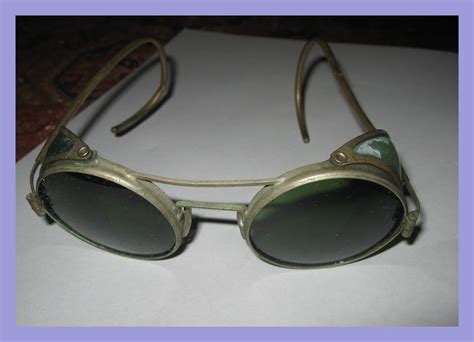 VINTAGE WELDING GLASSES / SUNGLASSES : GREAT STEAMPUNK