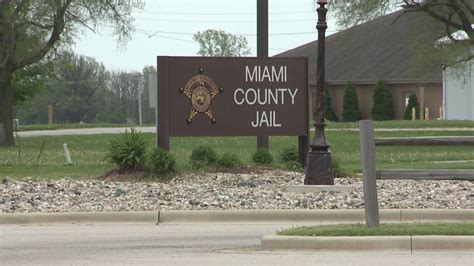 Miami County Jail to offer mental health services to inmates | Fox 59