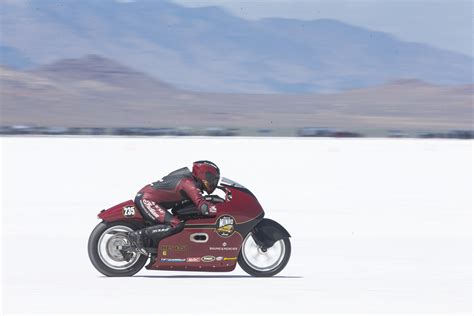 INDIAN MOTORCYCLE CELEBRATES BURT MUNRO’S LEGACY - Iron Trader News