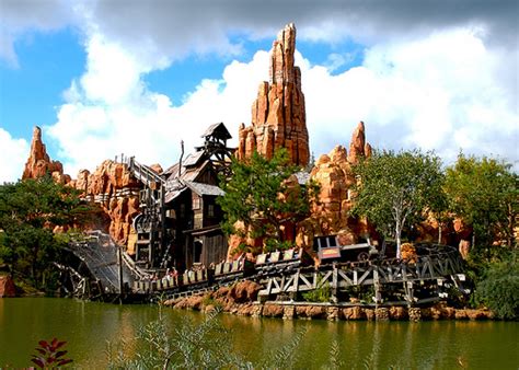 Big Thunder Mountain Railroad (Disneyland) - Disney Parks Wiki