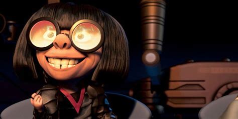 This Super Dark "The Incredibles" Theory Proves Edna Mode Was the Real Hero