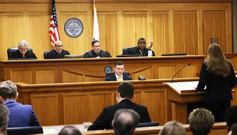 Students Face 'A Hot Bench,' Prominent Alumni Judges at Clark ...