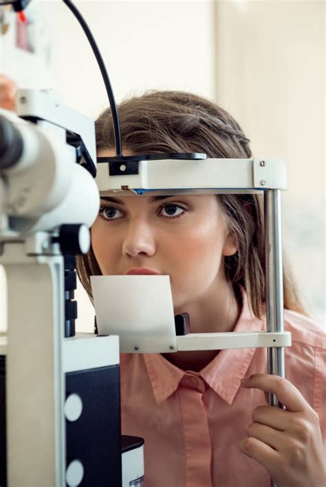 Neuro ophthalmologist in Fourways, Sandton | Dr Dory Neu-Ner