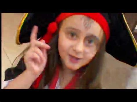 Kaitlyn and Charbel Pretend Play Pirates -Treasure Hunt - Pirate Map - Pirates Costume -Fun for ...