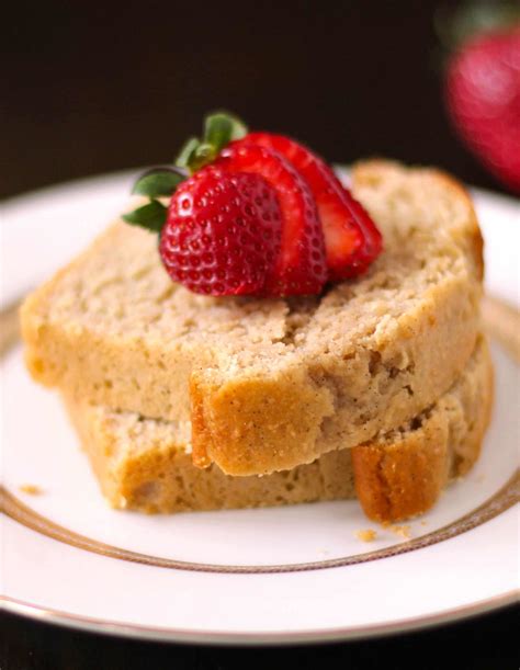 Desserts With Benefits Healthy Whole Wheat Vanilla Bean Pound Cakes recipe (low fat, low sugar ...