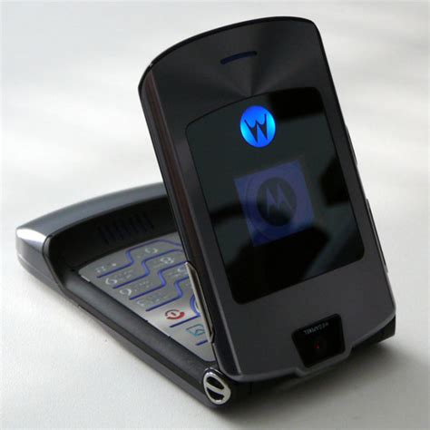 Motorola V3 flip phone Original Motorola Razr V3 100% Good Quality 2.2 inch mobile phone one ...