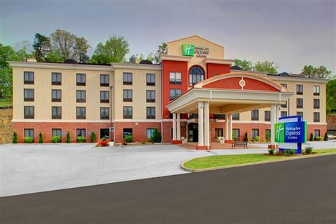 HOLIDAY INN EXPRESS & SUITES CHARLESTON NW - CROSS LANES, AN IHG HOTEL $113 ($̶1̶2̶0̶) - Prices ...