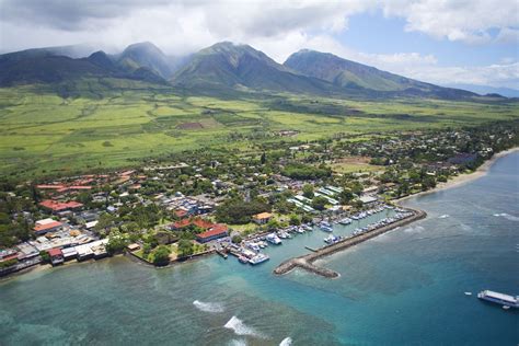 Photos of Historic Lahaina on Maui, Hawaii