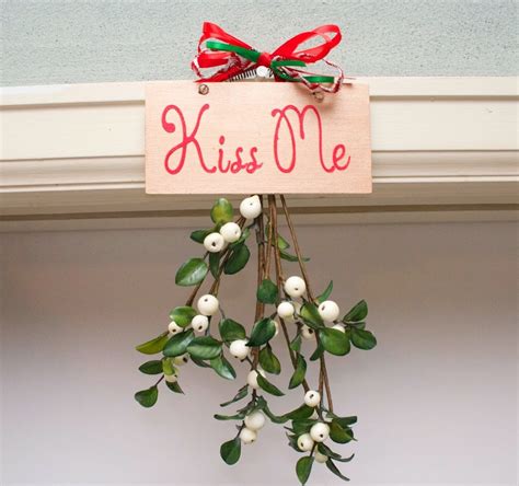 Traditional Tales: Why Do We Kiss Under the Mistletoe? – Your Holiday ...