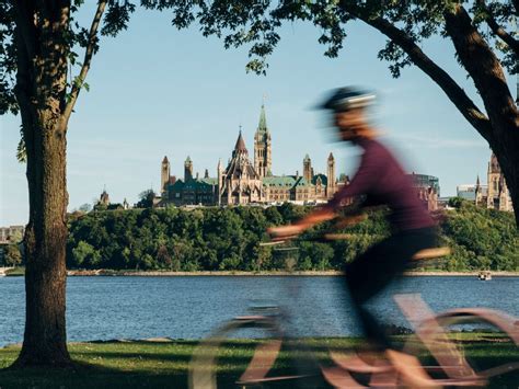 Getting around: Cycling workshop on staycation hotspots; Elgin Street ...