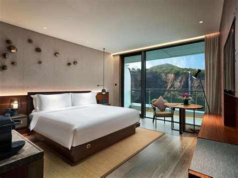 Luxury Hotel in Songjiang | InterContinental Shanghai Wonderland