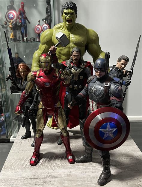 Avengers Assemble : r/hottoys