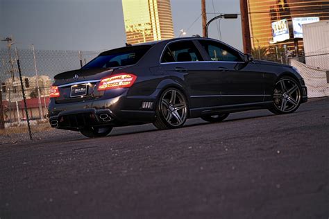 WALD Nercedes-Benz E-Class Sports Line Black Bison Edition (2010 ...