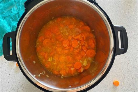 Instant Pot Carrot Soup - Corrie Cooks