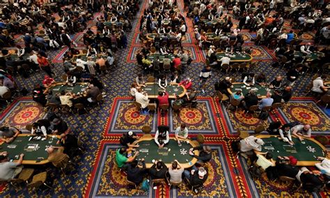 2023 WSOP Main Event Smashes Attendance Mark with Record 10,043 ...