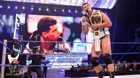 WWE Intercontinental Champion Cody Rhodes addresses the SmackDown crowd ...