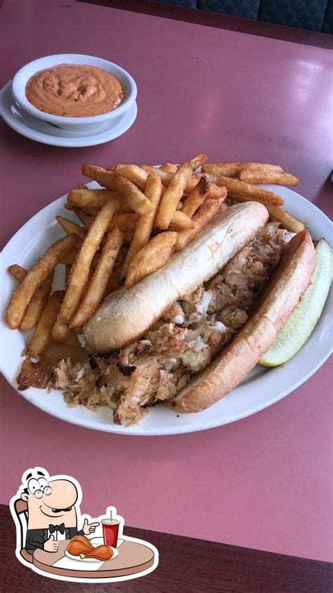 Gus's Diner One Eight Five in Cleveland - Restaurant menu and reviews