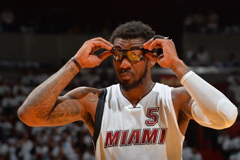 2015-16: Amar'e Stoudemire 3 Photo Gallery | NBA.com