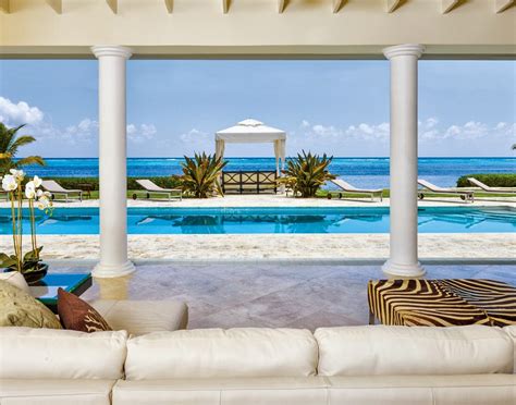 Luxury Life Design: The Magnificent beach Villa