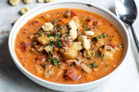 Manhattan Clam Chowder - Culinary Hill