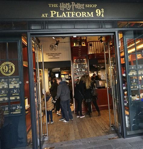 Harry Potter gift shop at Platform 9 3/4, London: A Photo Tour | Harry potter gifts, Harry ...