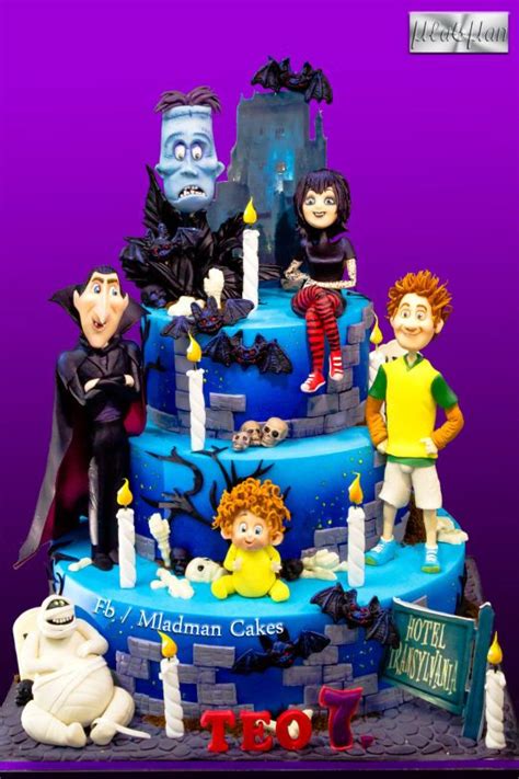 Hotel Transilvania Halloween Cake | Hotel transylvania cake, Halloween cakes, Disney cakes