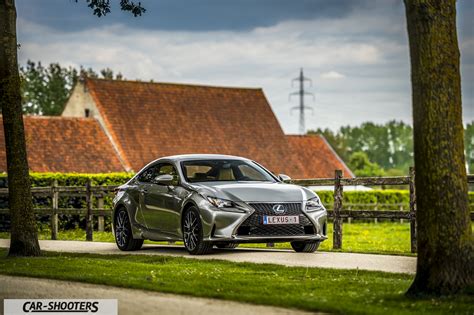 Lexus RC 300H F SPORT: Séduction technologique - Essai