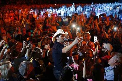 10 of the Best Country Music Concerts This Summer | Cma music festival ...