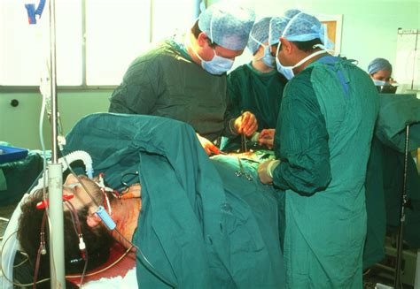 Surgeons Performing A Kidney Transplant Operation Photograph by Antonia Reeve/science Photo ...