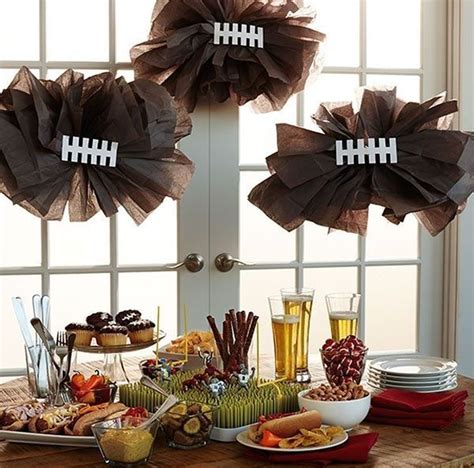 21 Impressive Super Bowl Party Decor Ideas - Talkdecor | Football ...