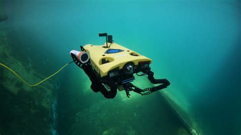 What are underwater ROVs & What can they be used for?