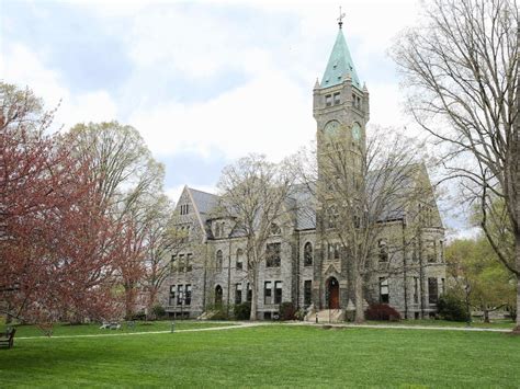 Bryn Mawr College Among Best In Nation: Princeton Review | Bryn Mawr ...