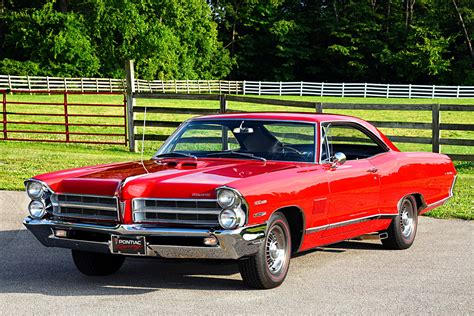 With 500 HP, This 1965 Pontiac Catalina 2+2 Can Easily Boil Its Hides