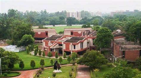 IIT Kanpur(IITK): Cut off, Placement, Admission 2020, Fees - Wishusucess