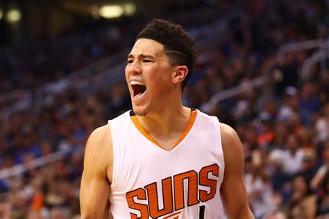 VIDEO: High school launches Devin Booker image into space - Bright Side Of The Sun