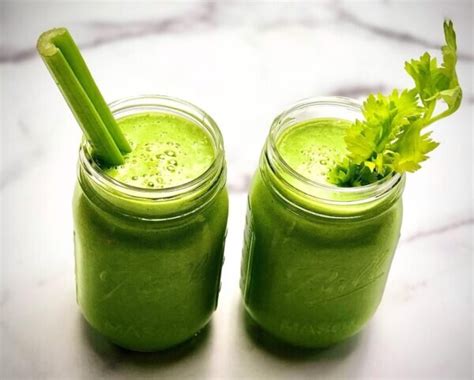 Green Smoothies with Veggies and Coconut Water — Malina Malkani