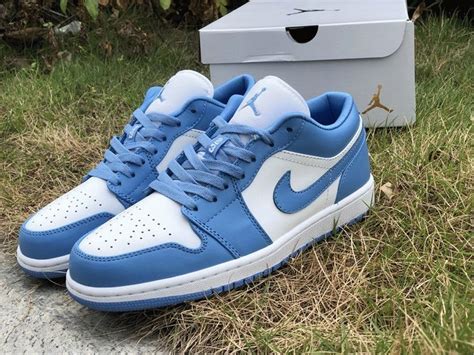 Air Jordan 1 Low UNC White/Obsidian-Total Orange