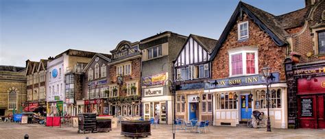 Market Square in Salisbury, Wiltshire | 3 exp HDR, handheld | Anguskirk ...