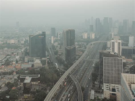 Jakarta Pollution Worst in World Amid Jumbled Policy Response - Bloomberg