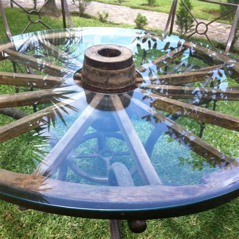 WagonWheel Table | Wheel decor, Wagon wheel decor, Wagon wheel table