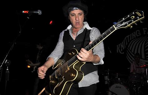 New York Dolls Guitarist Sylvain Sylvain Dead at 69 | Punktuation! Magazine