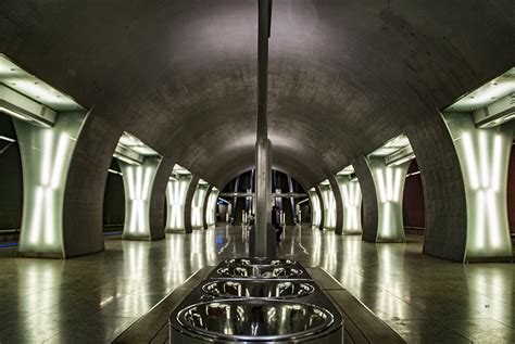 Budapest Metro - A Travel Photo Blog On This Iconic UNESCO Site