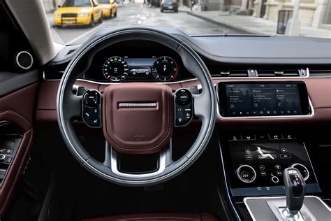 Range Rover 2022 Interior Wallpaper