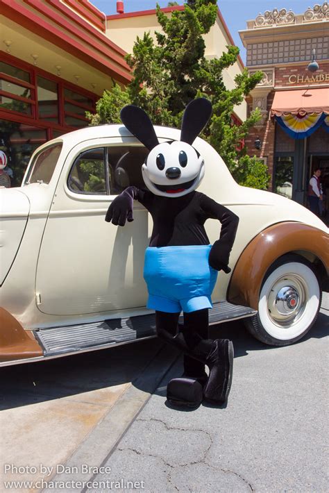 Oswald the Lucky Rabbit at Disney Character Central