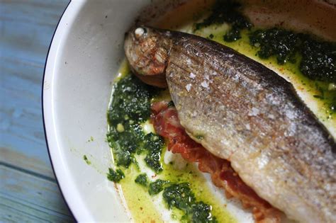 Trucha a la Navarra Recipe | Spanish fish recipes | Basco