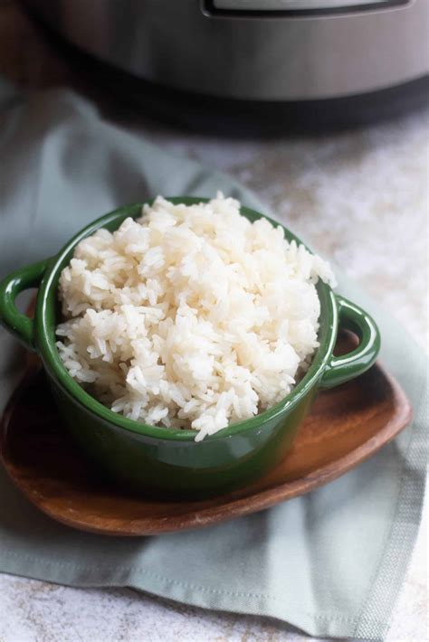 How to Cook Long Grain White Rice in the Instant Pot - The Foreign Fork