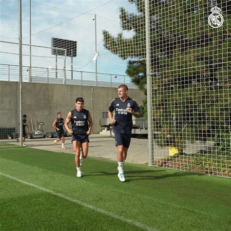 Real Madrid C.F. 🇬🇧🇺🇸 on Twitter: "☀️ Training under the sun at #RMCity ...