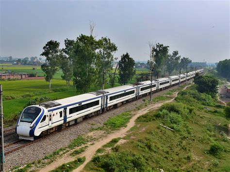 Secunderabad-Visakhapatnam Vande Bharat Express: Timings, ticket cost, travel time | Condé Nast ...